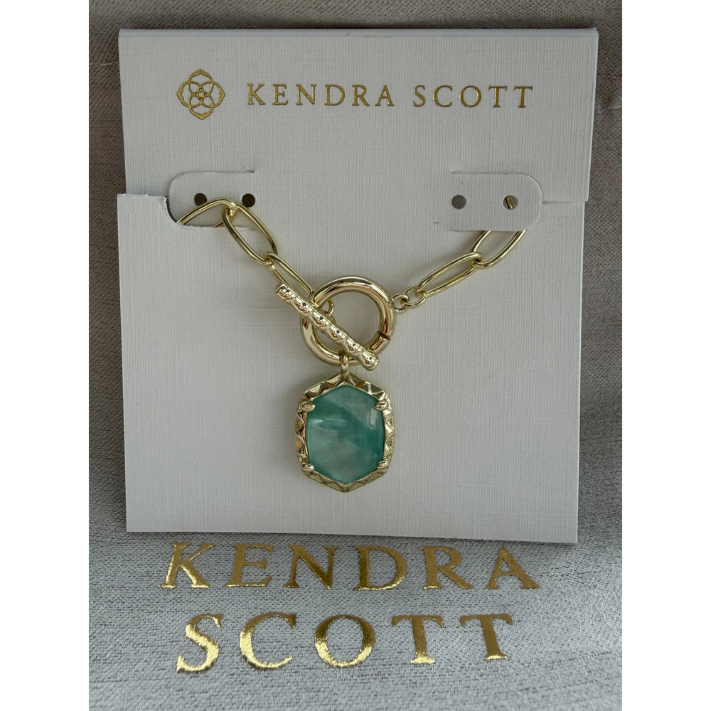 Kendra Scott Green Pendant Necklace
